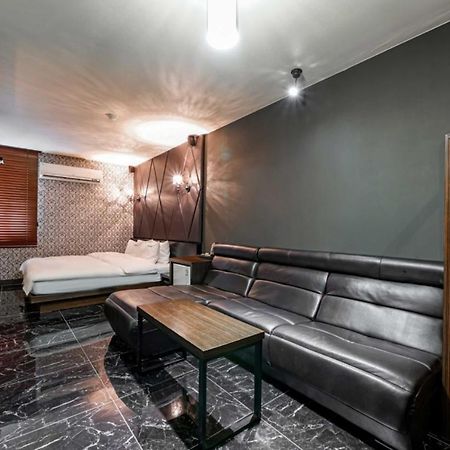 Haeundae Gary Cooper Hotel Пусан Экстерьер фото