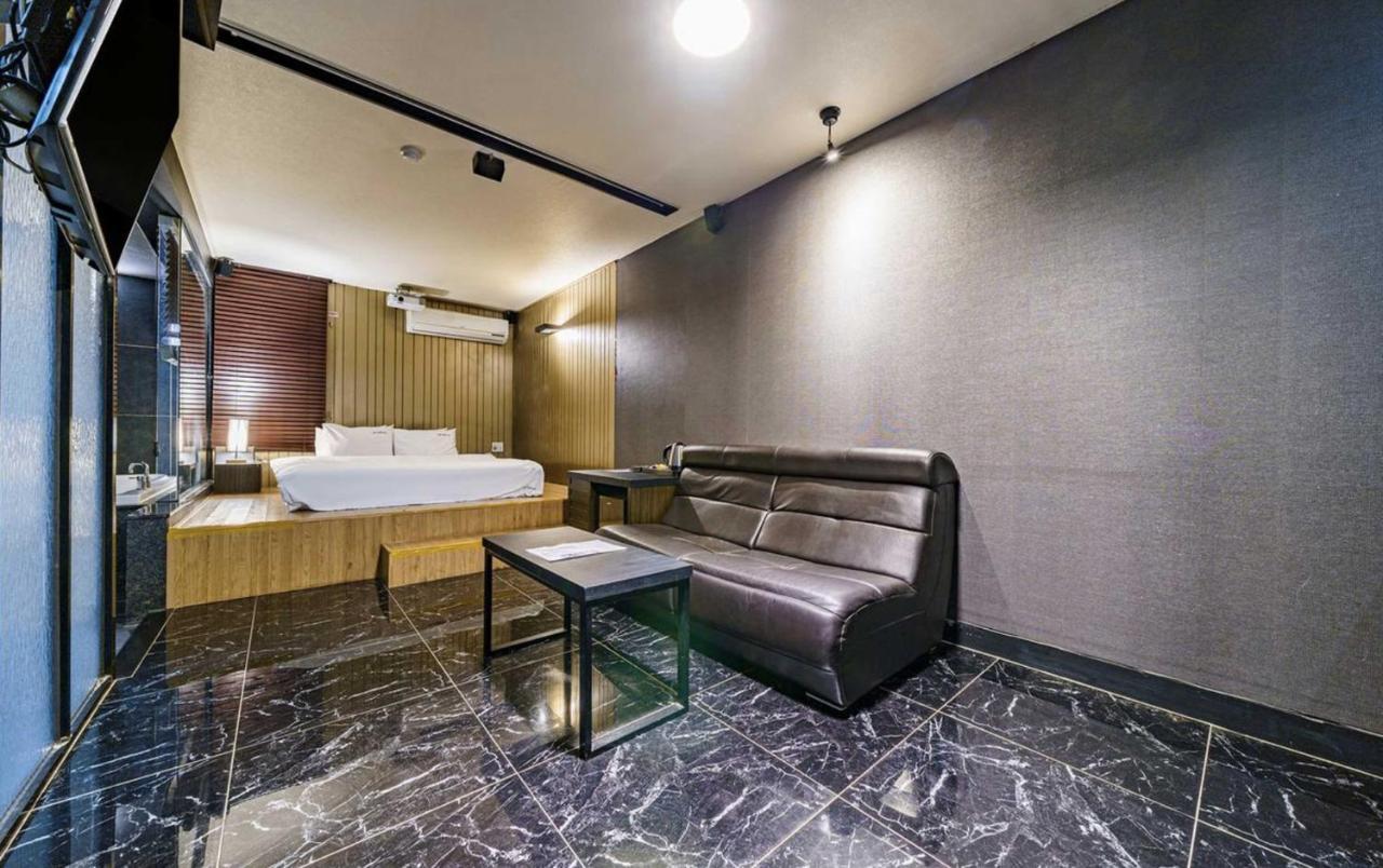 Haeundae Gary Cooper Hotel Пусан Экстерьер фото